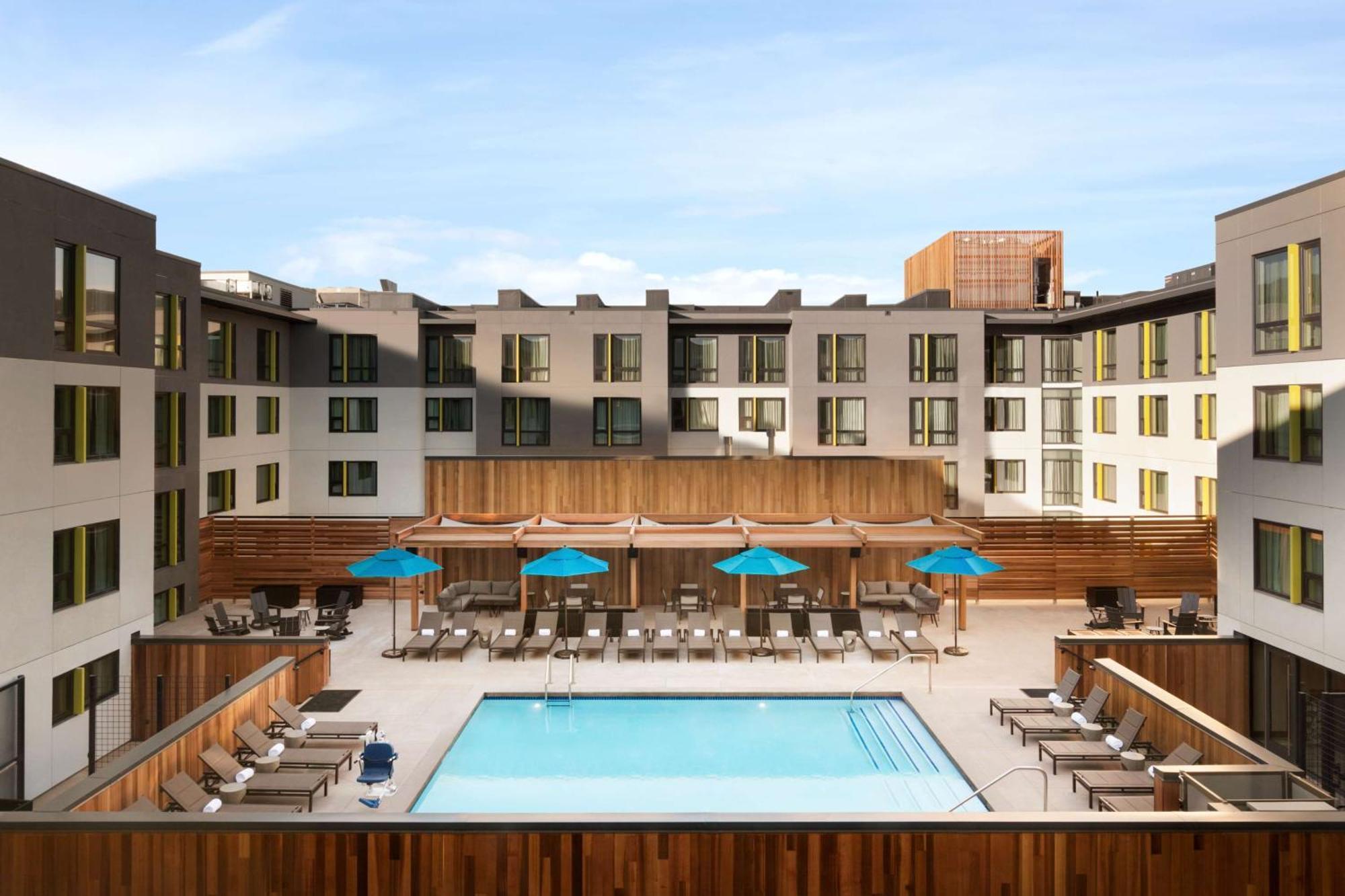 Embassy Suites By Hilton Boulder Buitenkant foto