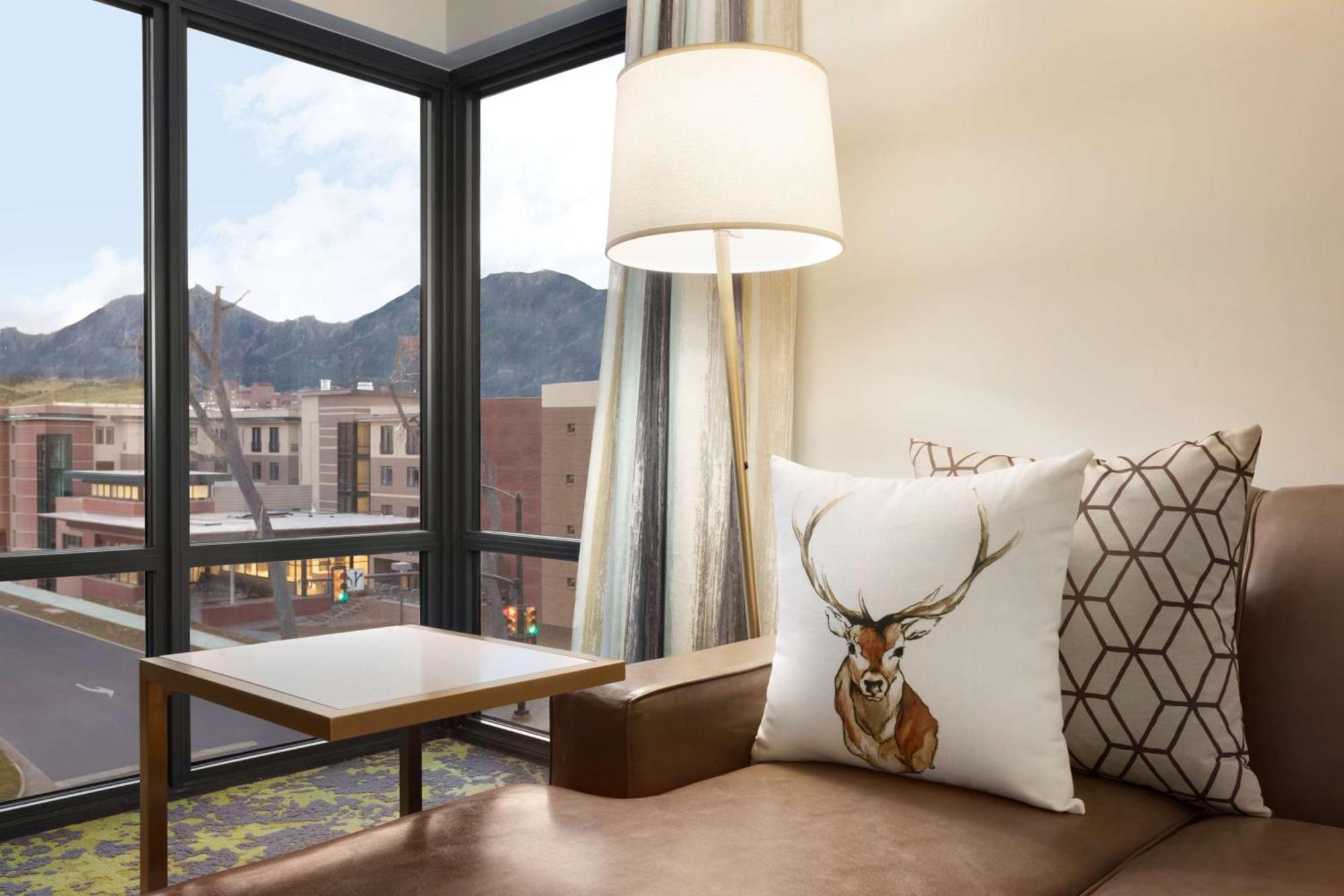 Embassy Suites By Hilton Boulder Buitenkant foto